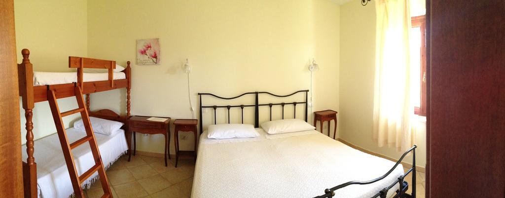 Nurallào Agriturismo Furfullanu 빌라 외부 사진
